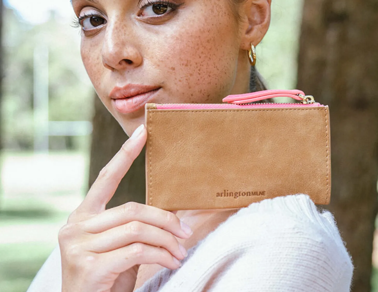 Arlington Milne Compact Wallet