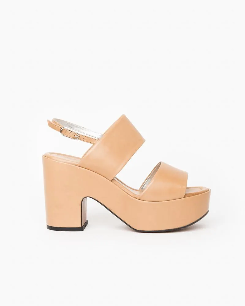Emple Clog in Tan