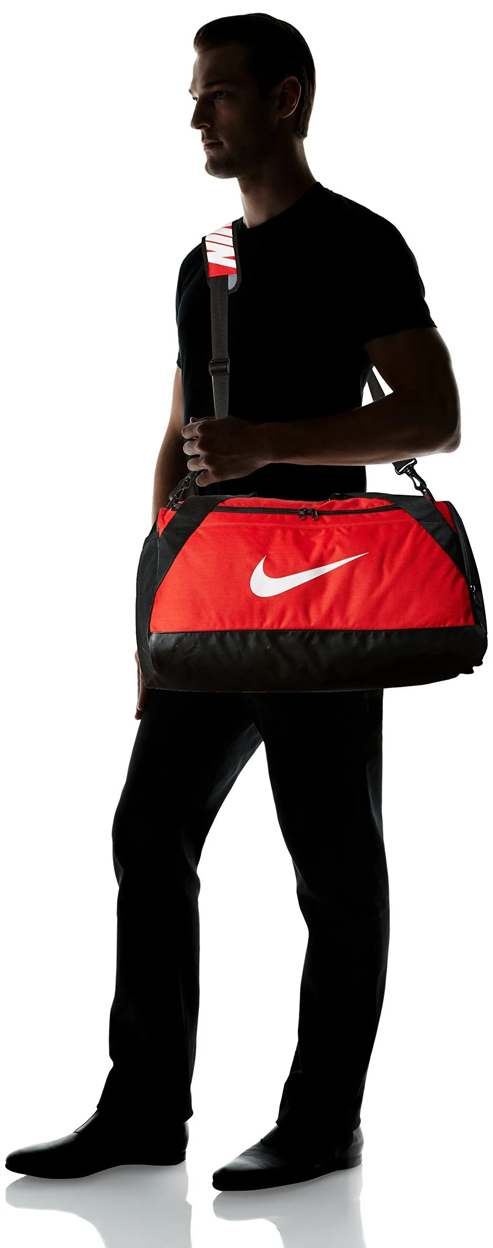 Nike Brasilia (Medium) Training Duffel Bag (University Red/Black/White, Medium)