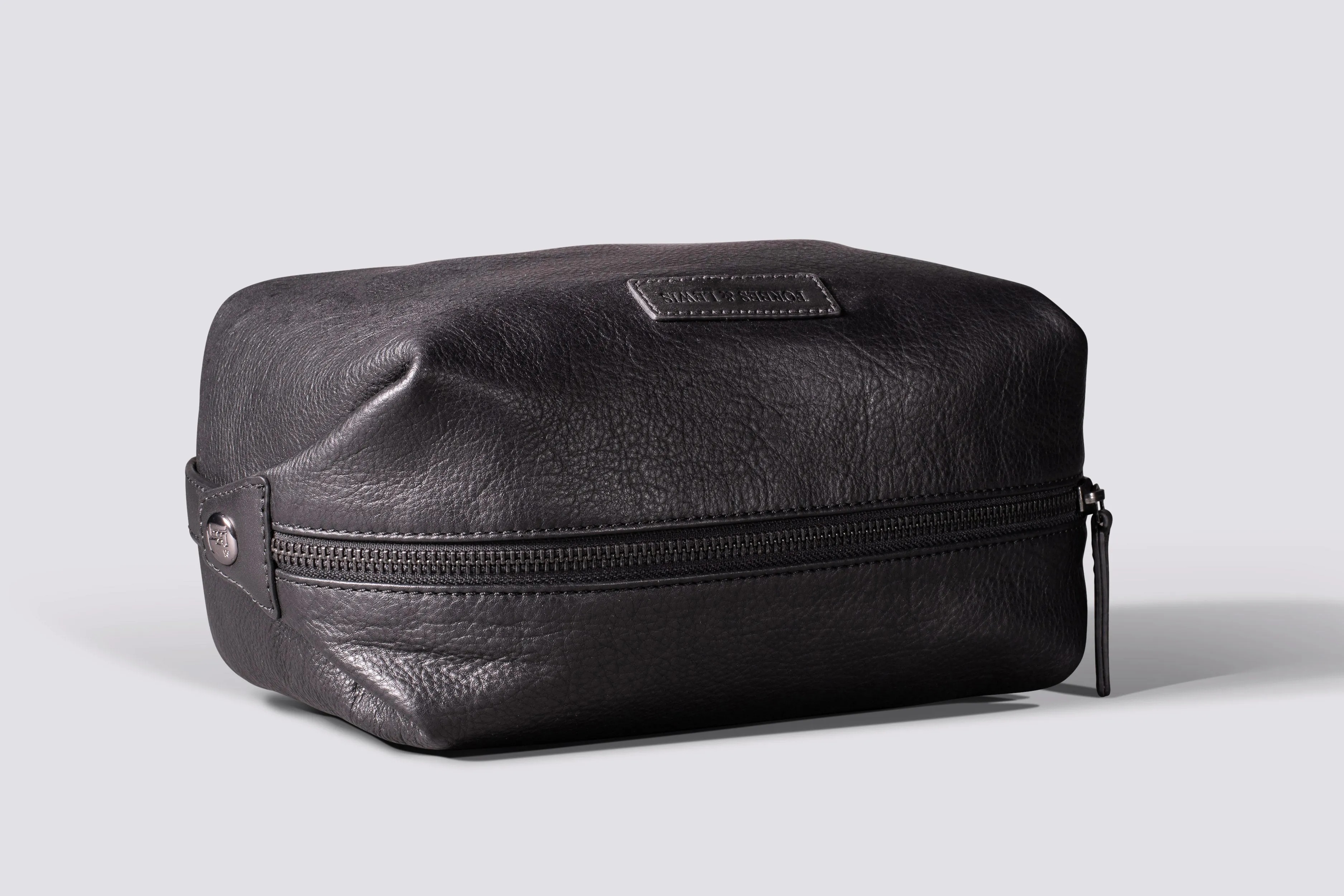 Somerset Wash Bag | Black Leather