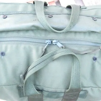 U.S Nylon Nylon Aviators Holdall. New. Olive Drab.